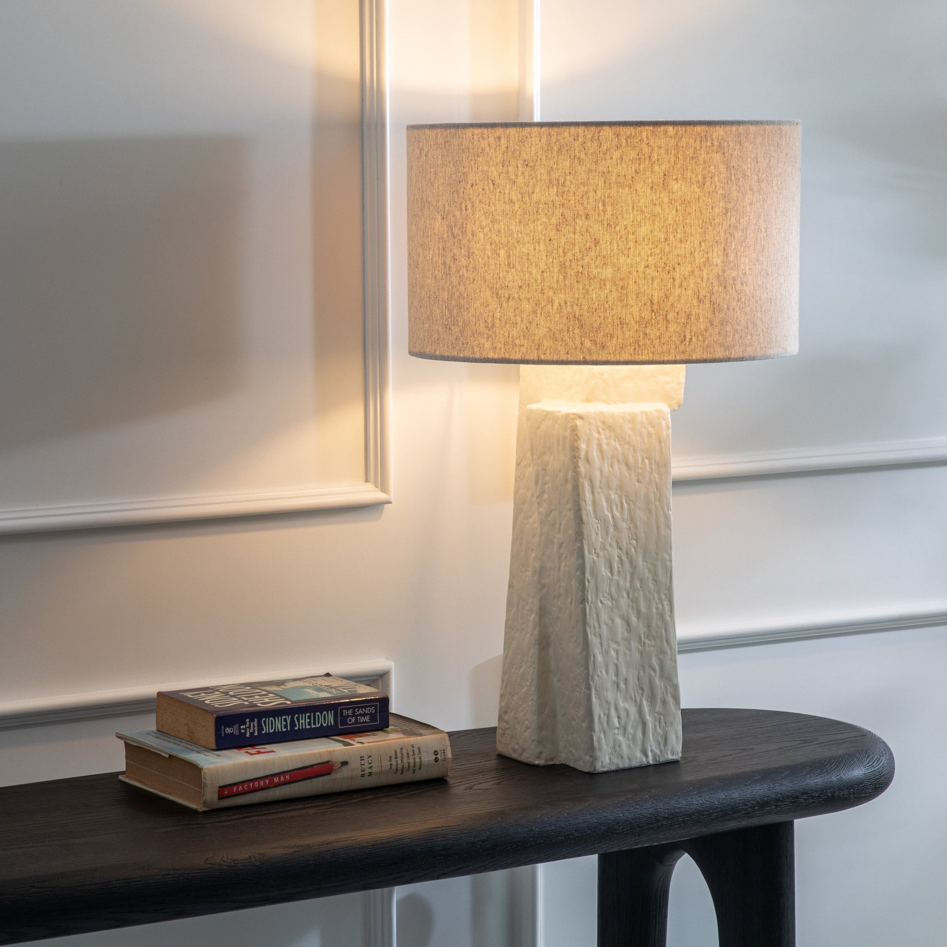 AURA LIVING Clayhaven Table Lamp - Echo Dining