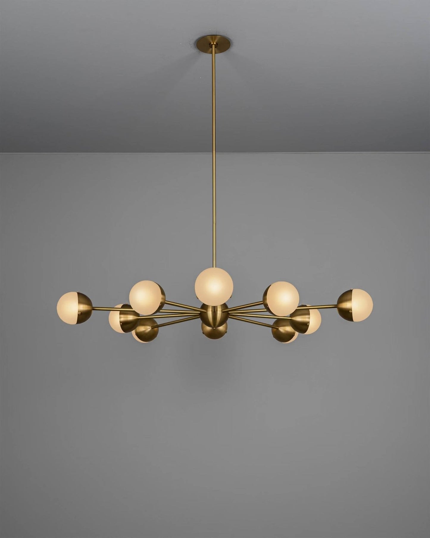 SCHWUNG Molecule Spark Round 10 Chandelier - Echo Dining
