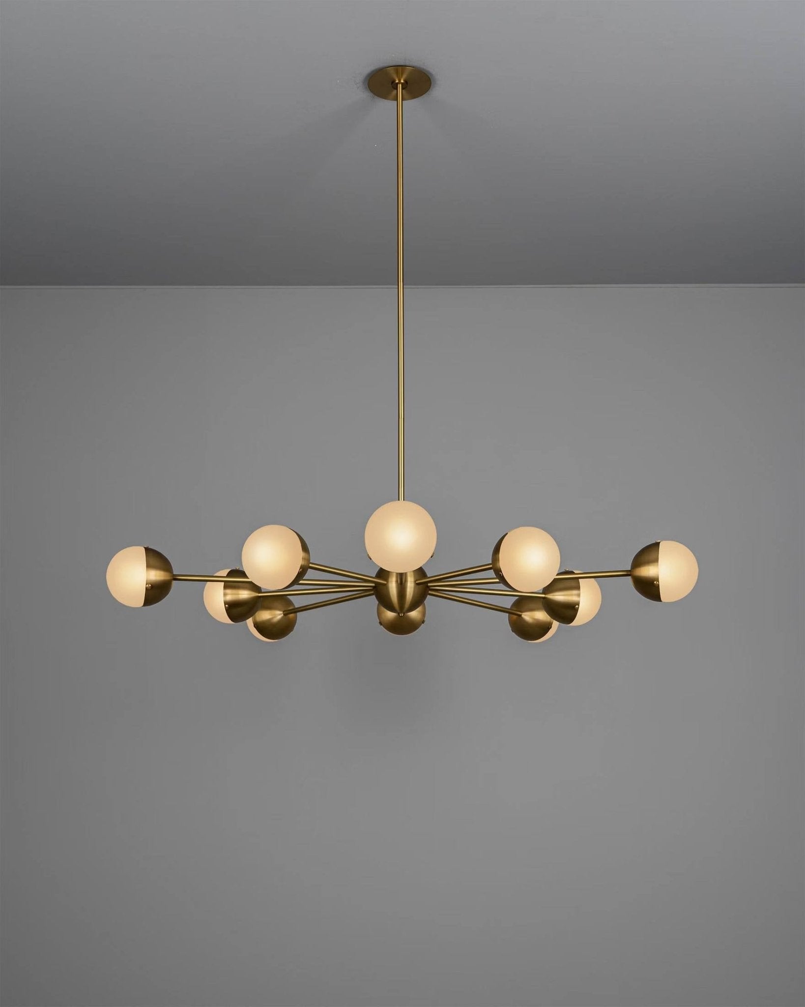 SCHWUNG Molecule Spark Round 10 Chandelier - Echo Dining