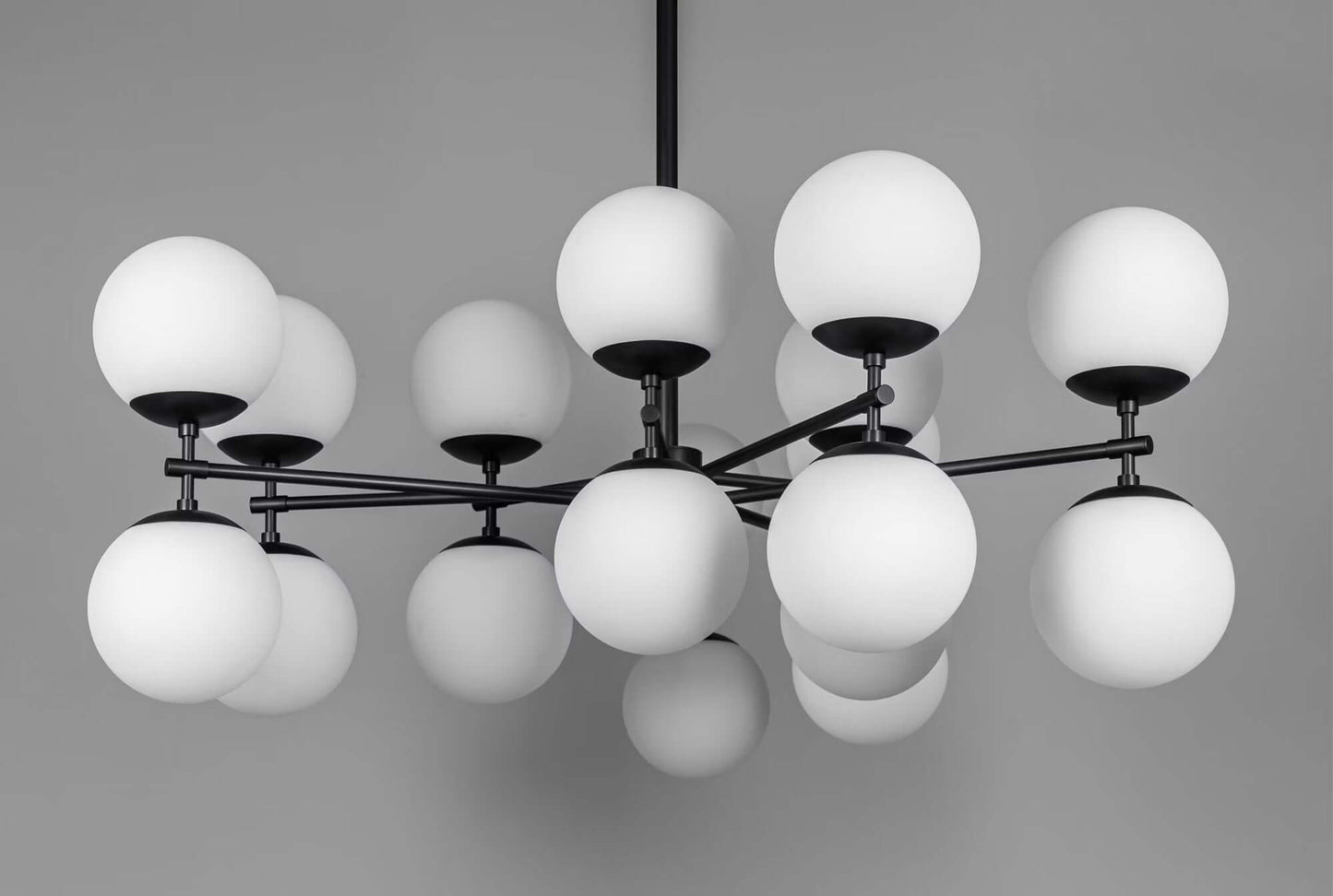 SCHWUNG Zodiac Chandelier - Echo Dining