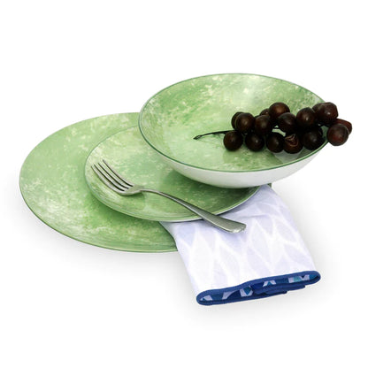 everyday dinnerware set