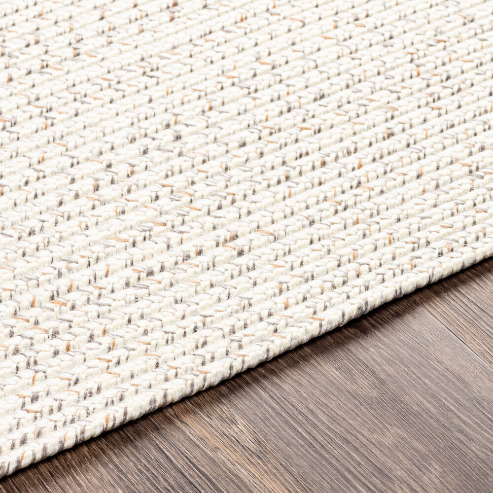 LIVABLISS  Chesapeake Bay Cream Rug