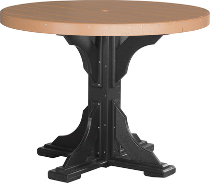 Cedar & Black Poly Counter Round Table, a classic choice for family gatherings.