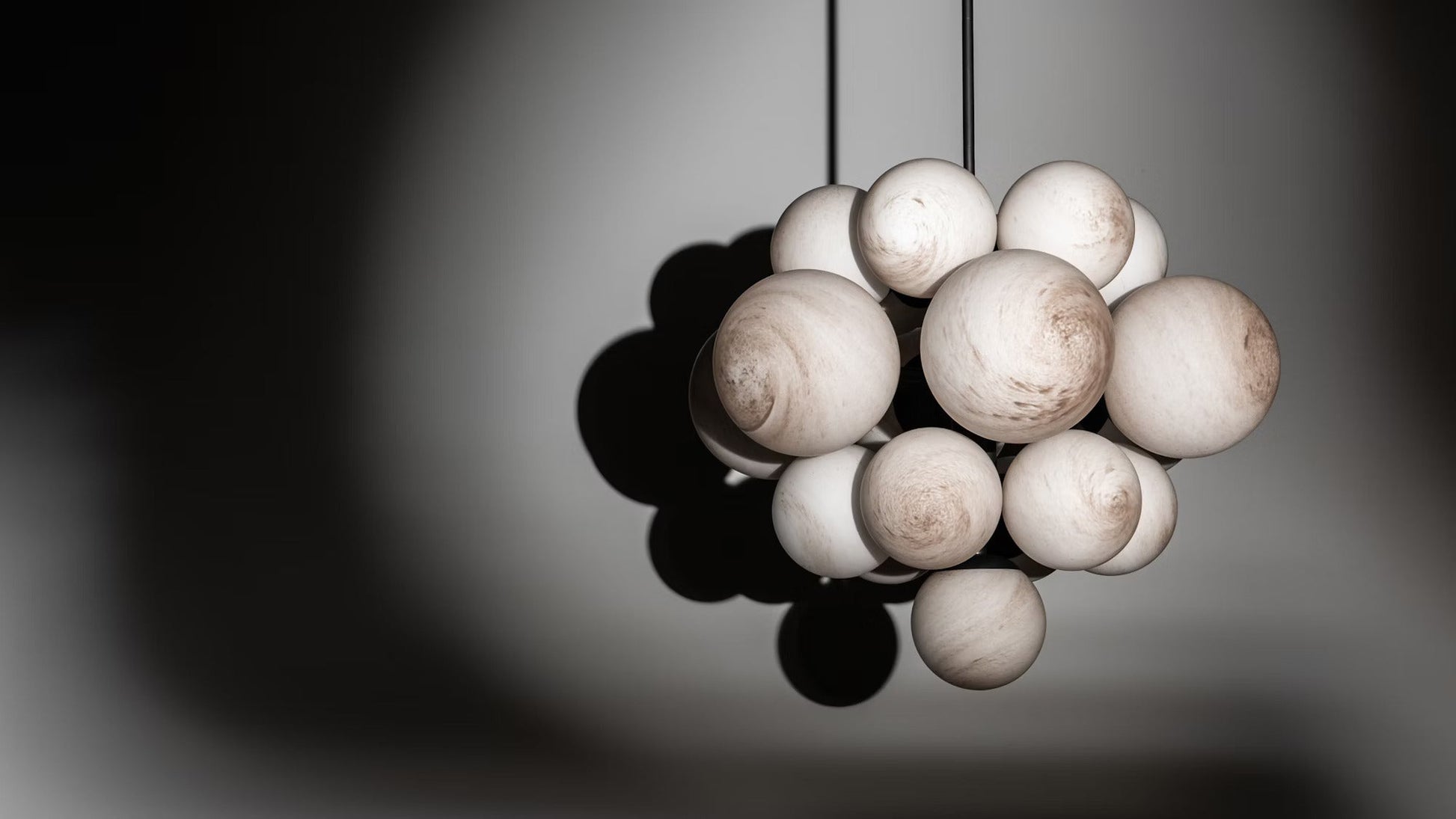 SCHWUNG Nova Chandelier - Echo Dining
